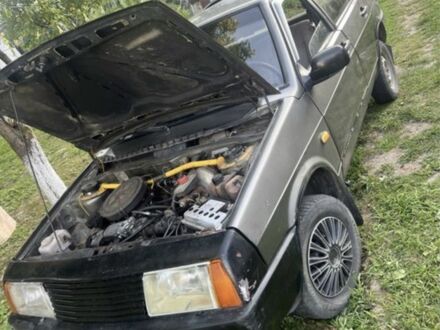 ВАЗ 2109 1993 у Хмельницькому на Automoto.ua Сірий ВАЗ 2109, об'ємом двигуна 0 л та пробігом 283 тис. км за 21000 $, фото 1 на Automoto.ua