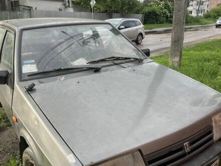 ВАЗ 2109 1995 в Борисполе на Automoto.ua Серый ВАЗ 2109, объемом двигателя 0 л и пробегом 100 тыс. км за 350 $, фото 1 на Automoto.ua