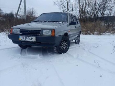 Серый ВАЗ 2109, объемом двигателя 1.5 л и пробегом 307 тыс. км за 900 $, фото 1 на Automoto.ua