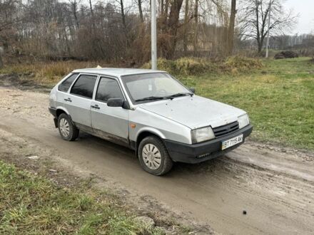 Серый ВАЗ 2109, объемом двигателя 1.5 л и пробегом 200 тыс. км за 550 $, фото 1 на Automoto.ua