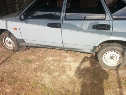 Серый ВАЗ 2109, объемом двигателя 1 л и пробегом 300 тыс. км за 900 $, фото 1 на Automoto.ua