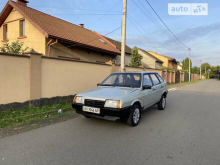 ВАЗ 2109 1999 у Мукачеве на Automoto.ua Сірий ВАЗ 2109, об'ємом двигуна 1.29 л та пробігом 80 тис. км за 1000 $, фото 1 на Automoto.ua