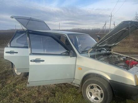ВАЗ 2109 2000 у Врадиевке на Automoto.ua Сірий ВАЗ 2109, об'ємом двигуна 1.5 л та пробігом 192 тис. км за 1700 $, фото 1 на Automoto.ua