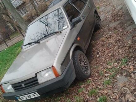 Серый ВАЗ 2109, объемом двигателя 1 л и пробегом 200 тыс. км за 1500 $, фото 1 на Automoto.ua