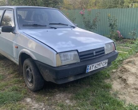Серый ВАЗ 2109, объемом двигателя 1.5 л и пробегом 300 тыс. км за 600 $, фото 1 на Automoto.ua