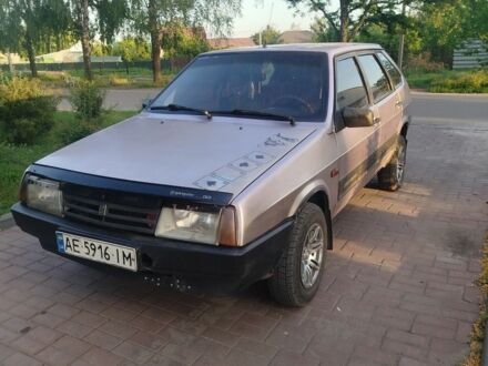 ВАЗ 2109 2001 у Дніпро (Дніпропетровську) на Automoto.ua Сірий ВАЗ 2109, об'ємом двигуна 1.5 л та пробігом 3 тис. км за 1250 $, фото 1 на Automoto.ua