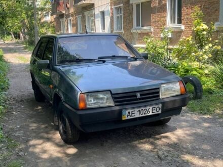 ВАЗ 2109 2001 у Золотоноше на Automoto.ua Сірий ВАЗ 2109, об'ємом двигуна 1.5 л та пробігом 155 тис. км за 550 $, фото 1 на Automoto.ua