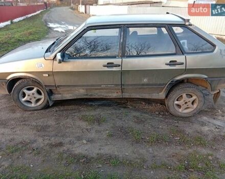 Серый ВАЗ 2109, объемом двигателя 1.5 л и пробегом 350 тыс. км за 667 $, фото 1 на Automoto.ua