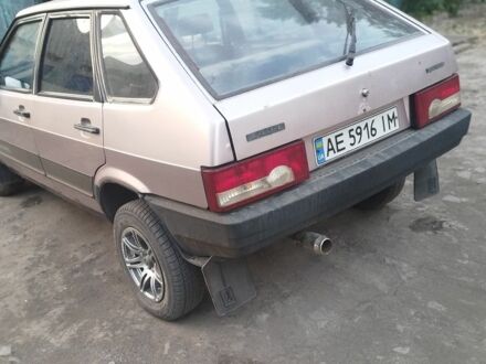 ВАЗ 2109 2001 у Дніпро (Дніпропетровську) на Automoto.ua Сірий ВАЗ 2109, об'ємом двигуна 1.5 л та пробігом 3 тис. км за 1250 $, фото 1 на Automoto.ua