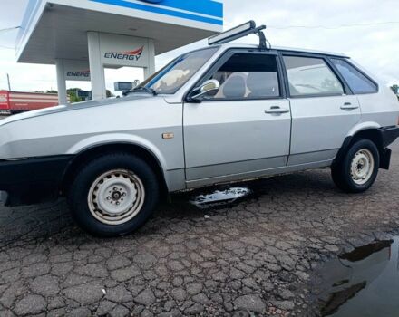 Серый ВАЗ 2109, объемом двигателя 1.5 л и пробегом 184 тыс. км за 1400 $, фото 1 на Automoto.ua