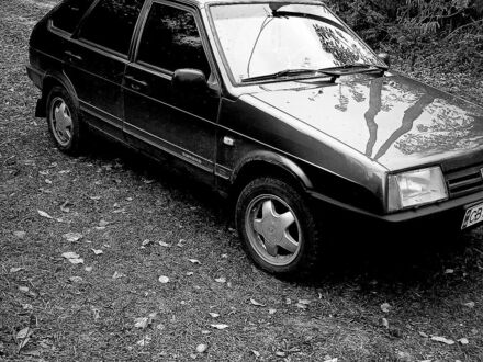 ВАЗ 2109 2002 в Чернигове на Automoto.ua Серый ВАЗ 2109, объемом двигателя 1.5 л и пробегом 200 тыс. км за 1500 $, фото 1 на Automoto.ua