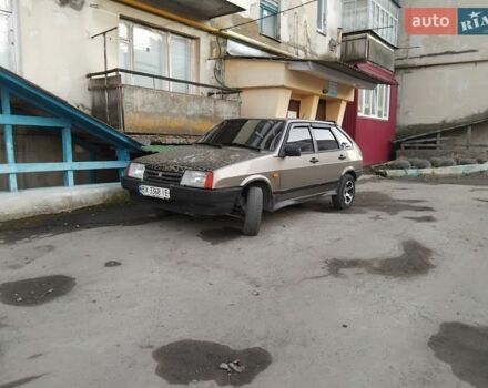 Серый ВАЗ 2109, объемом двигателя 1.5 л и пробегом 300 тыс. км за 1200 $, фото 1 на Automoto.ua