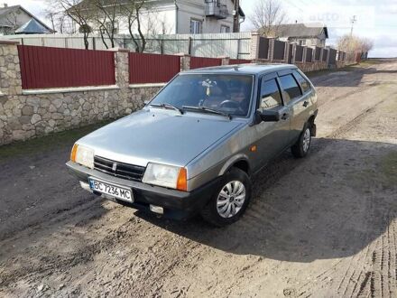 ВАЗ 2109 2003 у Тернополі на Automoto.ua Сірий ВАЗ 2109, об'ємом двигуна 1.5 л та пробігом 227 тис. км за 1600 $, фото 1 на Automoto.ua
