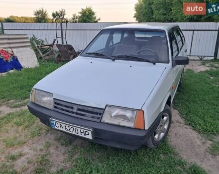 Серый ВАЗ 2109, объемом двигателя 1.5 л и пробегом 250 тыс. км за 671 $, фото 1 на Automoto.ua