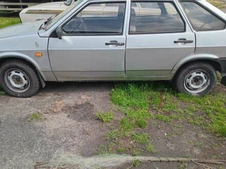 ВАЗ 2109 2003 в Лубнах на Automoto.ua Серый ВАЗ 2109, объемом двигателя 1.5 л и пробегом 200 тыс. км за 1000 $, фото 1 на Automoto.ua