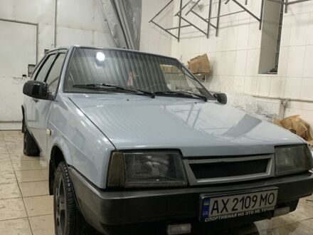 ВАЗ 2109 2003 у Харкові на Automoto.ua Сірий ВАЗ 2109, об'ємом двигуна 1.5 л та пробігом 250 тис. км за 1600 $, фото 1 на Automoto.ua