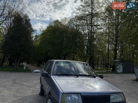 Серый ВАЗ 2109, объемом двигателя 1.46 л и пробегом 350 тыс. км за 1000 $, фото 1 на Automoto.ua