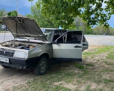 Сірий ВАЗ 2109, об'ємом двигуна 1.5 л та пробігом 300 тис. км за 800 $, фото 1 на Automoto.ua