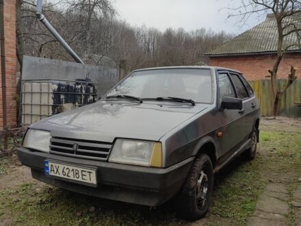 Серый ВАЗ 2109, объемом двигателя 1.5 л и пробегом 300 тыс. км за 783 $, фото 1 на Automoto.ua