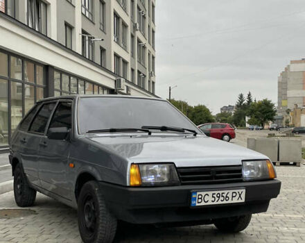 Серый ВАЗ 2109, объемом двигателя 1.5 л и пробегом 180 тыс. км за 2000 $, фото 1 на Automoto.ua