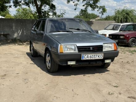 Серый ВАЗ 2109, объемом двигателя 1.5 л и пробегом 180 тыс. км за 1350 $, фото 1 на Automoto.ua