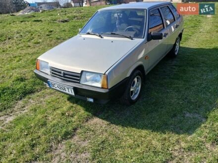 Сірий ВАЗ 2109, об'ємом двигуна 1.5 л та пробігом 143 тис. км за 1900 $, фото 1 на Automoto.ua