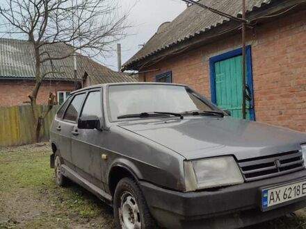 Серый ВАЗ 2109, объемом двигателя 1.5 л и пробегом 300 тыс. км за 783 $, фото 1 на Automoto.ua