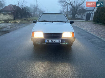 ВАЗ 2109 2007 в Днепре (Днепропетровске) на Automoto.ua Серый ВАЗ 2109, объемом двигателя 1.6 л и пробегом 50 тыс. км за 1500 $, фото 1 на Automoto.ua
