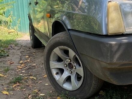 Серый ВАЗ 2109, объемом двигателя 1.6 л и пробегом 270 тыс. км за 800 $, фото 1 на Automoto.ua