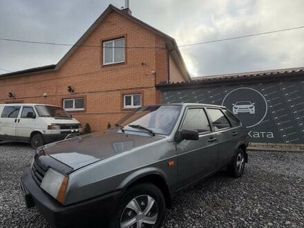 ВАЗ 2109 2009 в Дергачах на Automoto.ua Серый ВАЗ 2109, объемом двигателя 1.6 л и пробегом 200 тыс. км за 2300 $, фото 1 на Automoto.ua