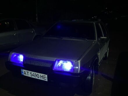 Серый ВАЗ 2109, объемом двигателя 1.6 л и пробегом 180 тыс. км за 1300 $, фото 1 на Automoto.ua