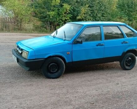 Синий ВАЗ 2109, объемом двигателя 1.5 л и пробегом 330 тыс. км за 398 $, фото 2 на Automoto.ua