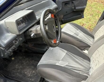 Синий ВАЗ 2109, объемом двигателя 0 л и пробегом 113 тыс. км за 1500 $, фото 4 на Automoto.ua