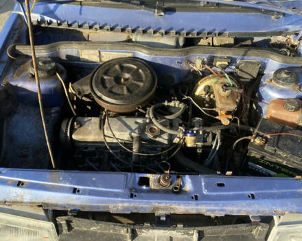 ВАЗ 2109 1990 у Львові на Automoto.ua Синій ВАЗ 2109, об'ємом двигуна 1.3 л та пробігом 100 тис. км за 420 $, фото 4 на Automoto.ua