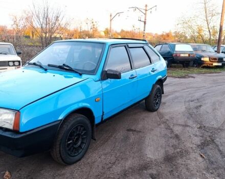 Синий ВАЗ 2109, объемом двигателя 2 л и пробегом 111 тыс. км за 950 $, фото 2 на Automoto.ua