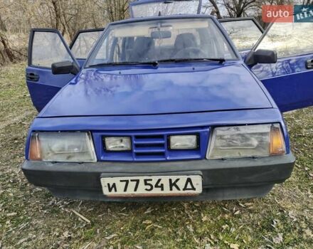 Синий ВАЗ 2109, объемом двигателя 0 л и пробегом 999 тыс. км за 849 $, фото 4 на Automoto.ua