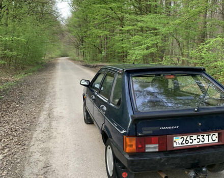 Синий ВАЗ 2109, объемом двигателя 1.5 л и пробегом 350 тыс. км за 1300 $, фото 5 на Automoto.ua