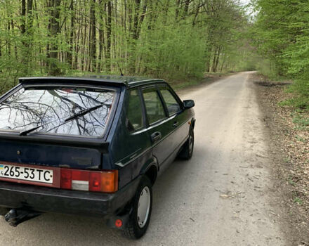 Синий ВАЗ 2109, объемом двигателя 1.5 л и пробегом 350 тыс. км за 1300 $, фото 3 на Automoto.ua