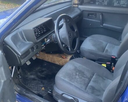 Синій ВАЗ 2109, об'ємом двигуна 1.5 л та пробігом 300 тис. км за 600 $, фото 5 на Automoto.ua