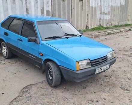 Синий ВАЗ 2109, объемом двигателя 1.6 л и пробегом 300 тыс. км за 1000 $, фото 1 на Automoto.ua
