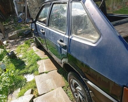 Синий ВАЗ 2109, объемом двигателя 1.3 л и пробегом 36 тыс. км за 680 $, фото 2 на Automoto.ua