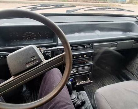 Синий ВАЗ 2109, объемом двигателя 1.6 л и пробегом 300 тыс. км за 1000 $, фото 4 на Automoto.ua