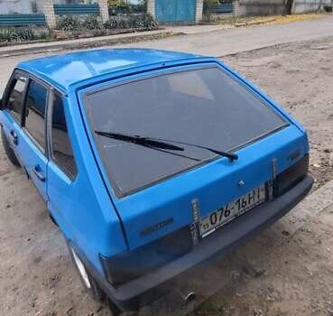 Синий ВАЗ 2109, объемом двигателя 1.6 л и пробегом 300 тыс. км за 1000 $, фото 6 на Automoto.ua