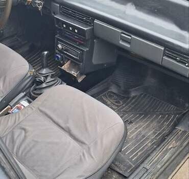 Синий ВАЗ 2109, объемом двигателя 1.6 л и пробегом 300 тыс. км за 1000 $, фото 3 на Automoto.ua