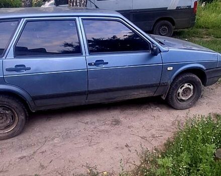 Синий ВАЗ 2109, объемом двигателя 1.3 л и пробегом 100 тыс. км за 900 $, фото 2 на Automoto.ua