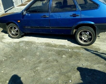 Синий ВАЗ 2109, объемом двигателя 1.5 л и пробегом 200 тыс. км за 1600 $, фото 3 на Automoto.ua
