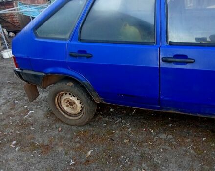 Синий ВАЗ 2109, объемом двигателя 1.5 л и пробегом 200 тыс. км за 500 $, фото 3 на Automoto.ua