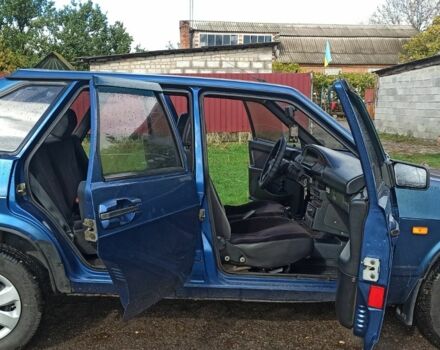 ВАЗ 2109 1997 в Кривом Роге на Automoto.ua Синий ВАЗ 2109, объемом двигателя 1.5 л и пробегом 64 тыс. км за 1350 $, фото 1 на Automoto.ua