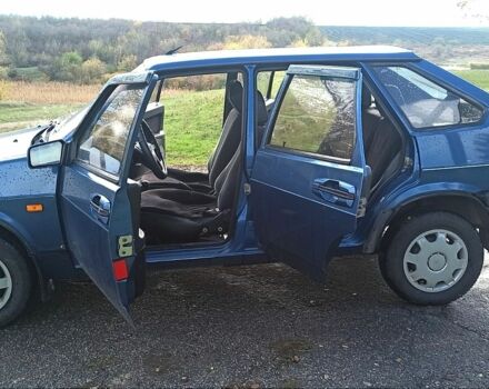ВАЗ 2109 1997 в Кривом Роге на Automoto.ua Синий ВАЗ 2109, объемом двигателя 1.5 л и пробегом 64 тыс. км за 1350 $, фото 3 на Automoto.ua