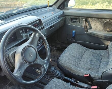 Синий ВАЗ 2109, объемом двигателя 1.5 л и пробегом 280 тыс. км за 1000 $, фото 6 на Automoto.ua